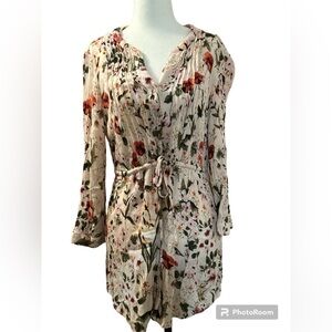 Hillary Radley, size medium floral blouse, button up with tie up,